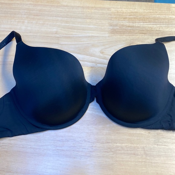 Victoria Secret t-shirt lightly lined Demi sz 34 DD - Picture 2 of 5